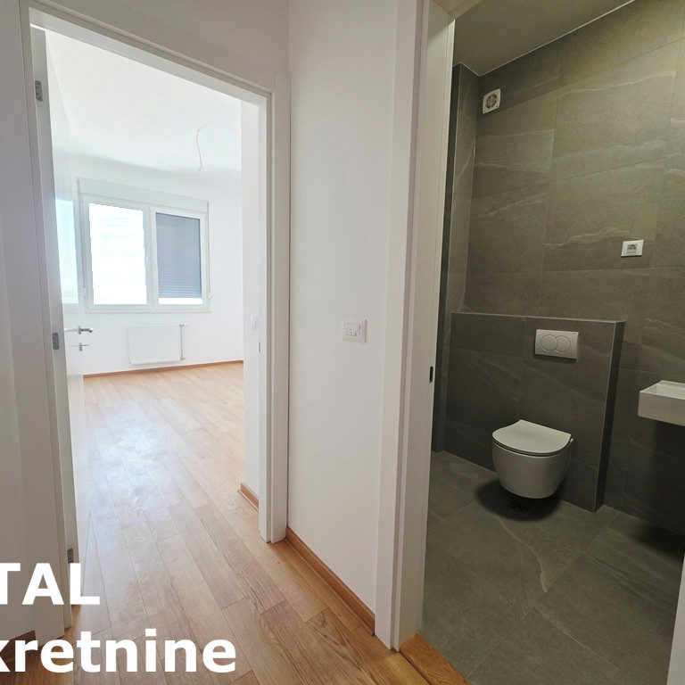 Četvorosoban stan na prodaju, Podbara, Novi Sad, 79m², 241.840 €