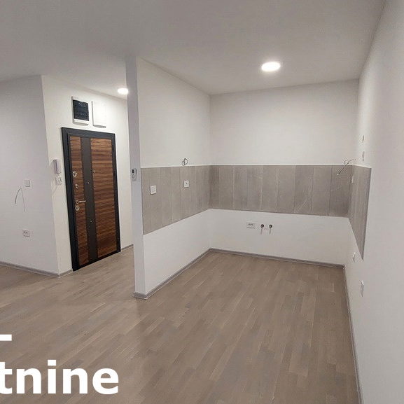 Stan Prodaja Novi Sad Alibegovac 78 m2