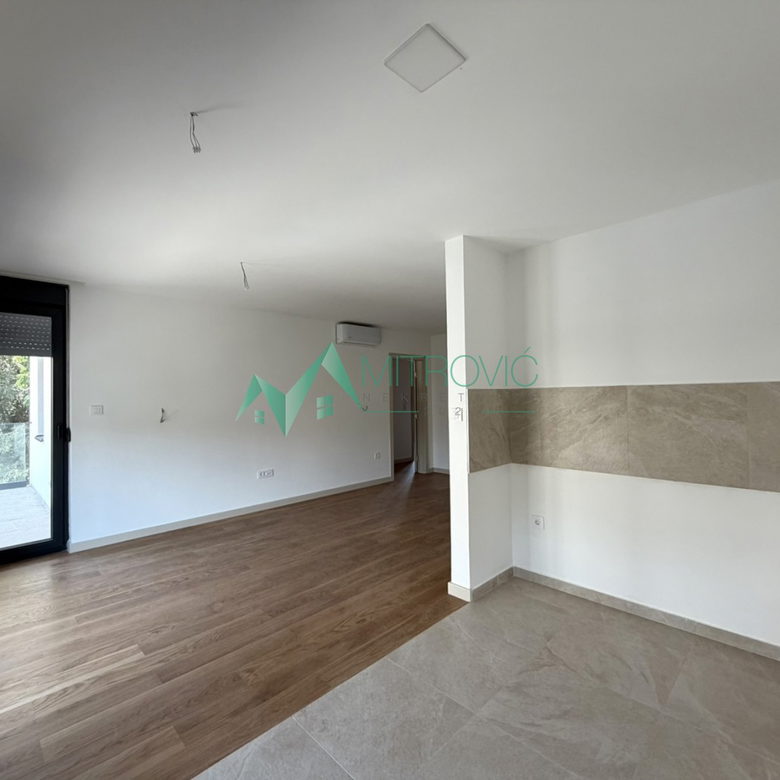 Četvorosoban stan na prodaju, Salajka, Novi Sad, 80m², 290.000 €