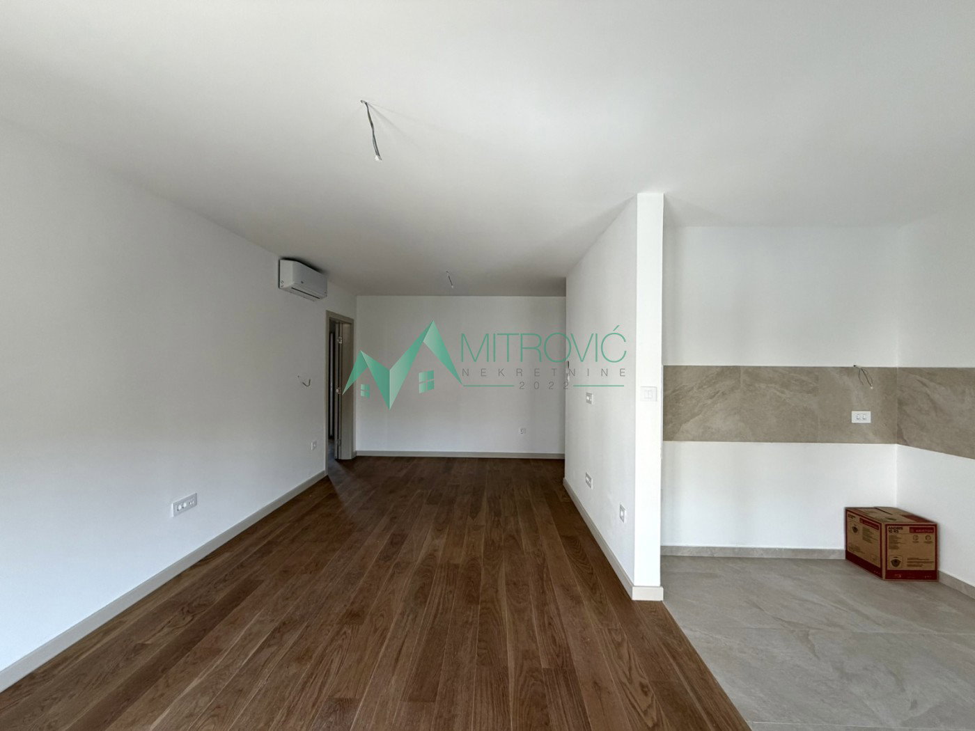 Stan Prodaja Novi Sad  80 m2