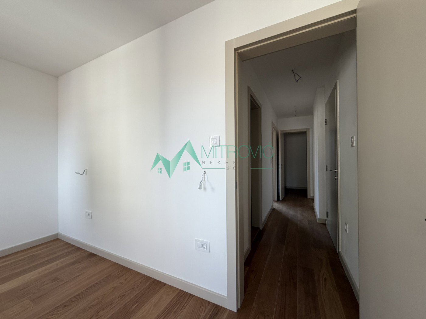 Četvorosoban stan na prodaju, Salajka, Novi Sad, 80m², 290.000 €