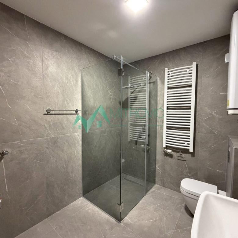 Četvorosoban stan na prodaju, Salajka, Novi Sad, 80m², 290.000 €