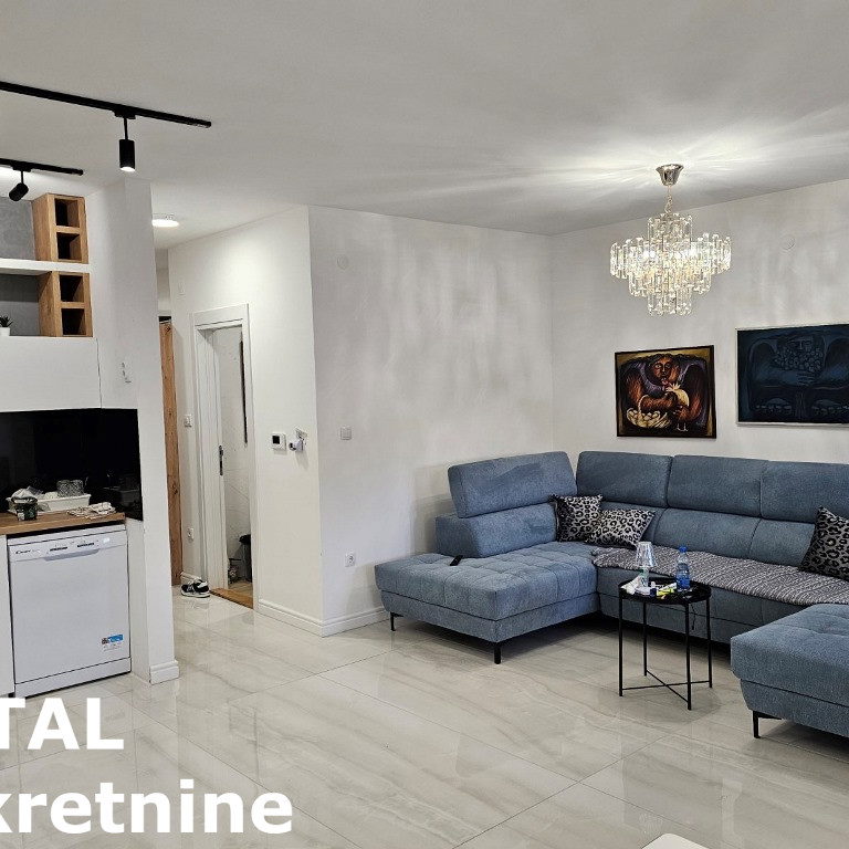 Stan Prodaja Novi Sad  80 m2