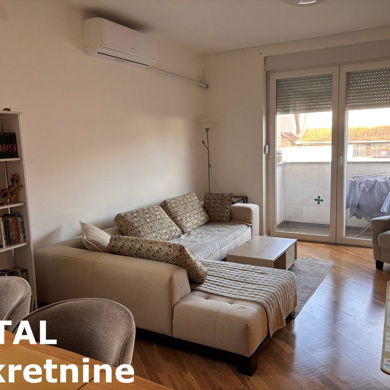 Stan Prodaja Novi Sad  82 m2