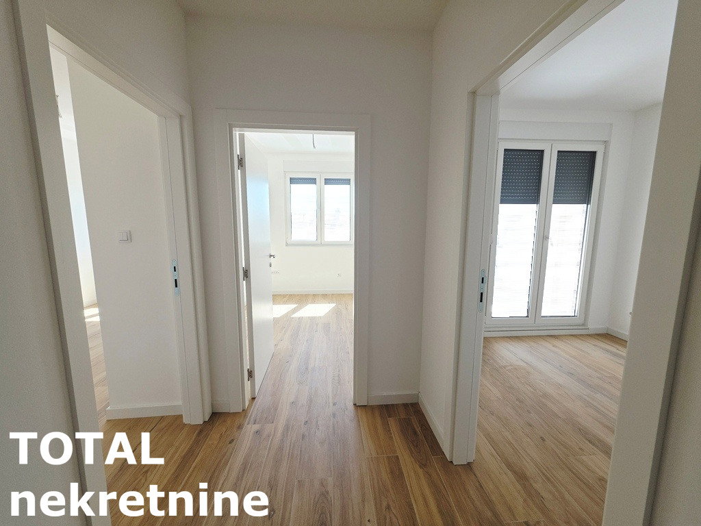 stanovi-4-re-telep-1102345-f1y9w Četvorosoban stan na prodaju, Telep, Novi Sad, 106m², 250.690 €