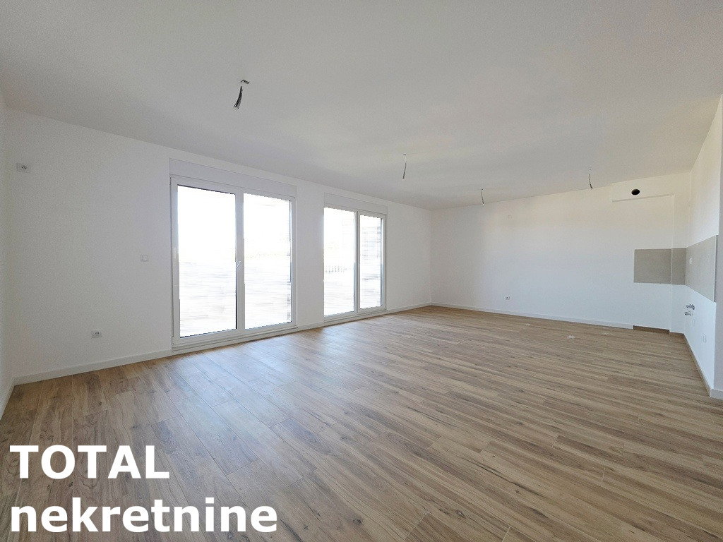 Četvorosoban stan na prodaju, Telep, Novi Sad, 106m², 250.690 €