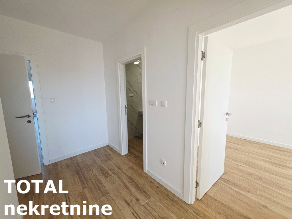 stanovi-4-re-telep-1102345-v8zdq Četvorosoban stan na prodaju, Telep, Novi Sad, 106m², 250.690 €