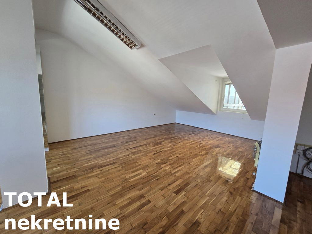 stanovi-5-dx-centar-1064376-fg6lb Stan Prodaja Novi Sad 216 m2