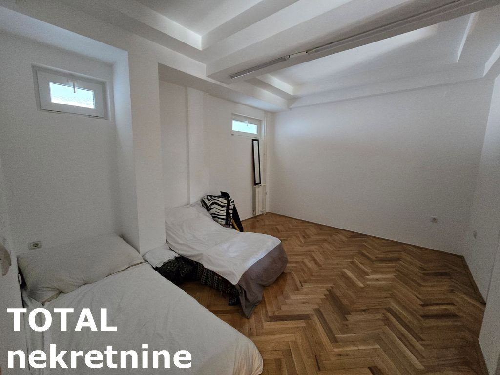 stanovi-5-dx-centar-1064376-mxjmk Petosoban stan na prodaju, Centar, Novi Sad, 216m², 484.100 €