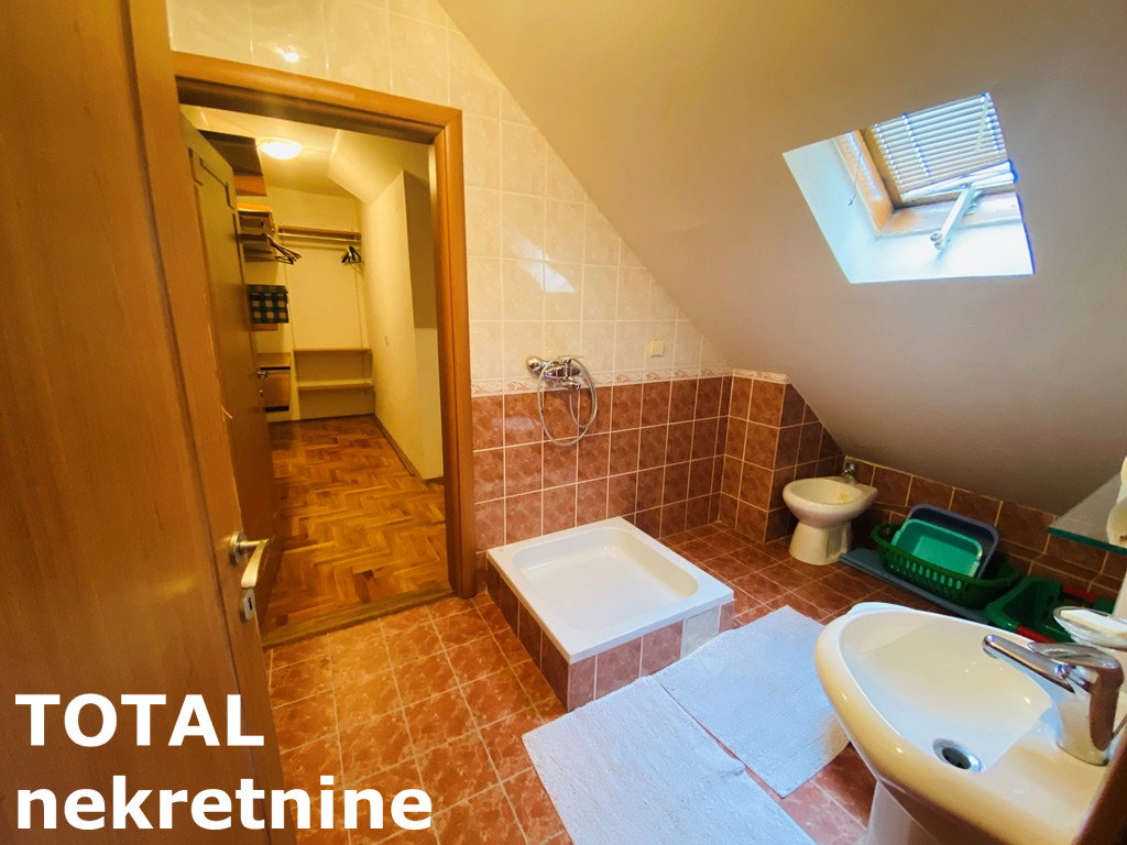 Petosoban stan na prodaju, Centar, Novi Sad, 102m², 200.000 €