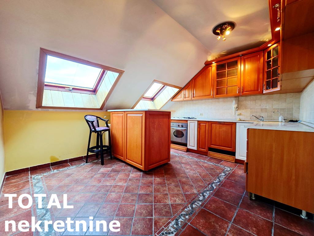 stanovi-5-dx-kej-1065183-ltuwx Petosoban stan na prodaju, Centar, Novi Sad, 179m², 400.000 €