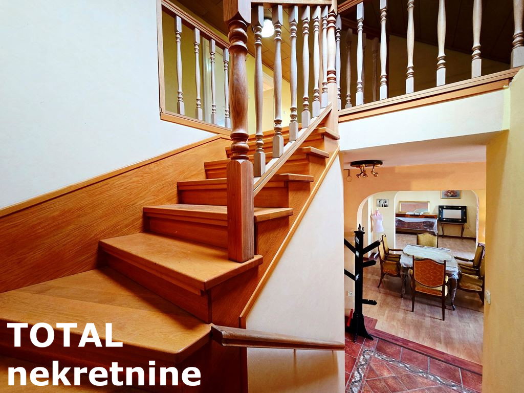 stanovi-5-dx-kej-1065183-wb9wp Petosoban stan na prodaju, Centar, Novi Sad, 179m², 400.000 €