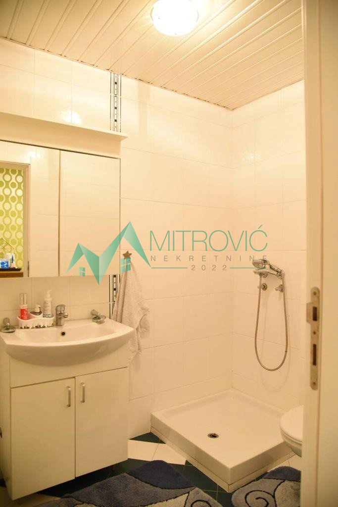 stanovi-5-dx-lipov-gaj-1004515-2whhu Petosoban stan na prodaju, Lipov Gaj, Novi Sad, 131m², 267.800 €