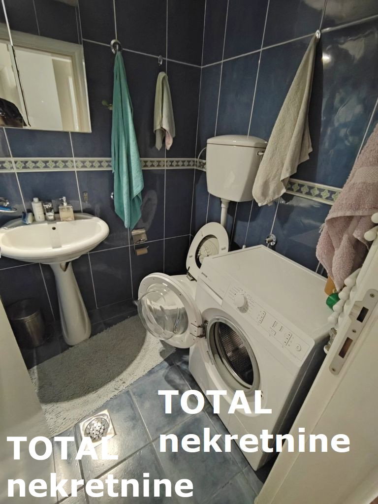 Petosoban stan na prodaju, Nova Detelinara, Novi Sad, 100m², 185.000 €