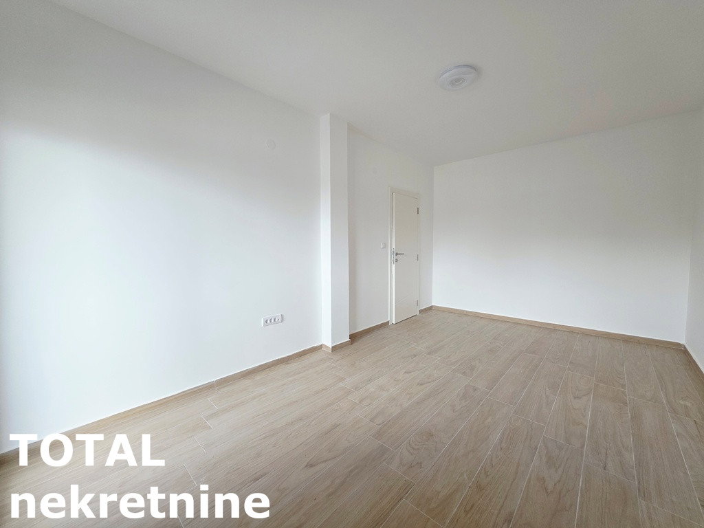 stanovi-5-pe-bulevar-patrijarha-pavla-1101671-dy9en Petosoban stan na prodaju, Bulevar Patrijarha Pavla, Novi Sad, 154m², 338.800 €
