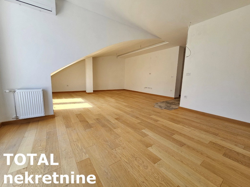 Petosoban stan na prodaju, Grbavica, Novi Sad, 185m², 555.000 €