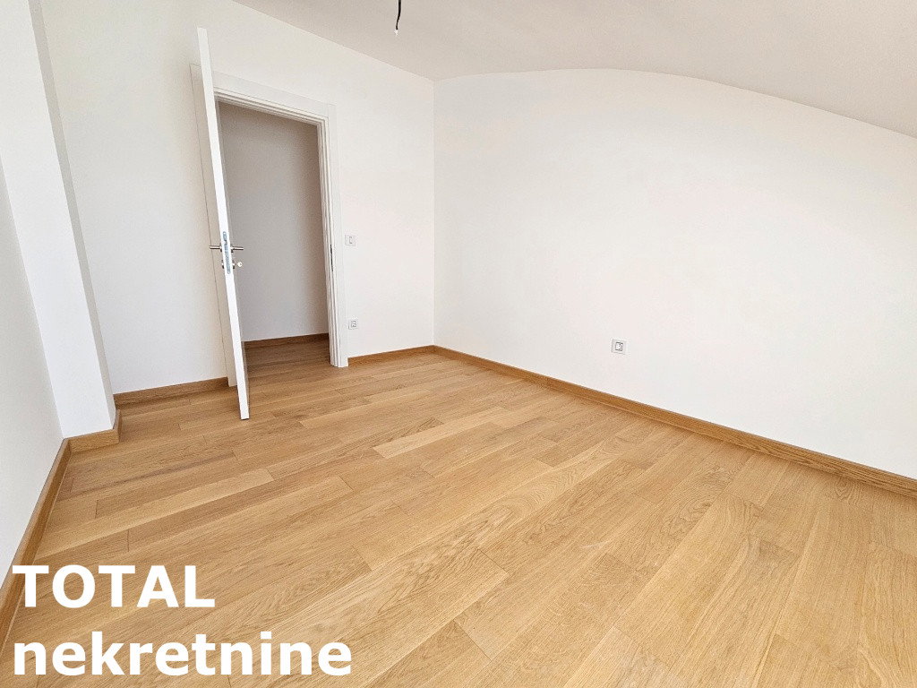 Petosoban stan na prodaju, Grbavica, Novi Sad, 185m², 555.000 €