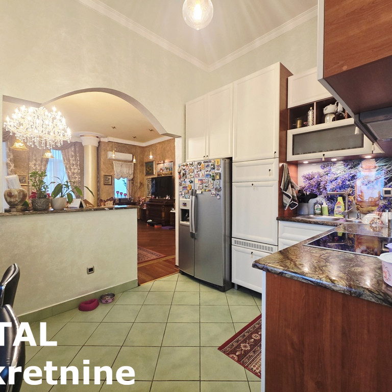 Petosoban stan na prodaju, Grbavica, Novi Sad, 359m², 628.000 €