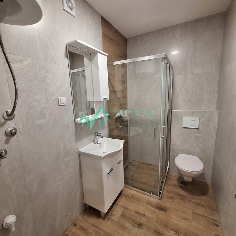 Garsonjera na prodaju, Vidovdansko Naselje, Novi Sad, 26m², 68.900 €