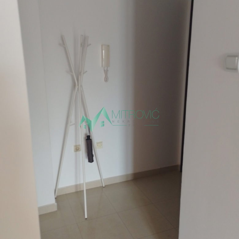Stan Prodaja Novi Sad  28 m2