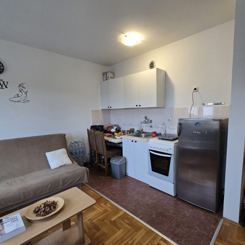 Stan Prodaja Novi Sad Bulevar Patrijarha Pavla 23 m2