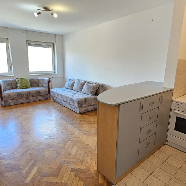 Stan Prodaja Novi Sad  29 m2