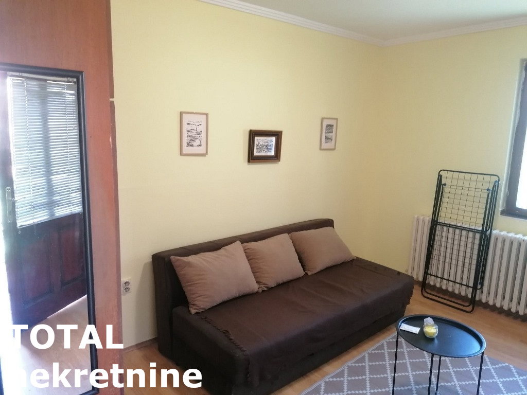 Garsonjera na prodaju, Centar, Novi Sad, 17m², 95.000 €