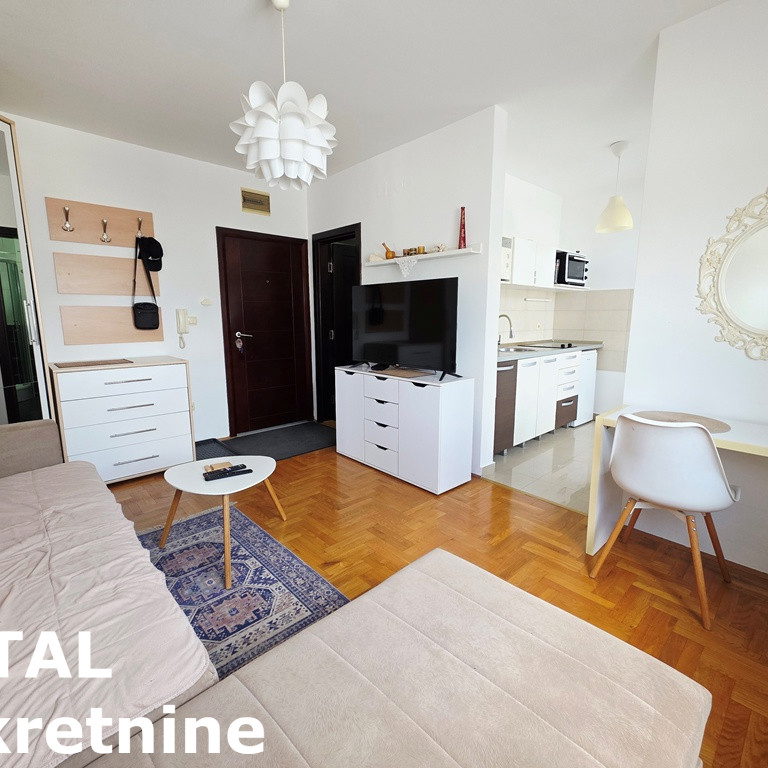 Stan Prodaja Novi Sad  24 m2