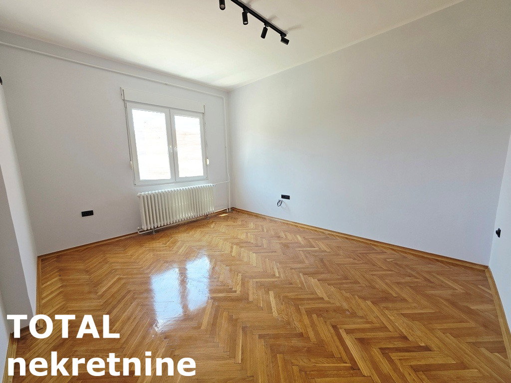 Stan Prodaja Novi Sad  25 m2
