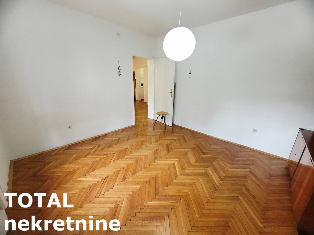 stanovi-5-re-centar-1103077-jbovx Petosoban stan na prodaju, Centar, Novi Sad, 105m², 250.000 €