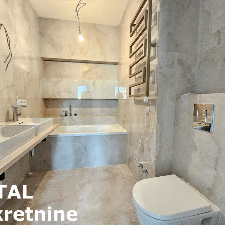 Petosoban stan na prodaju, Bistrica, Novi Sad, 165m², 442.530 €