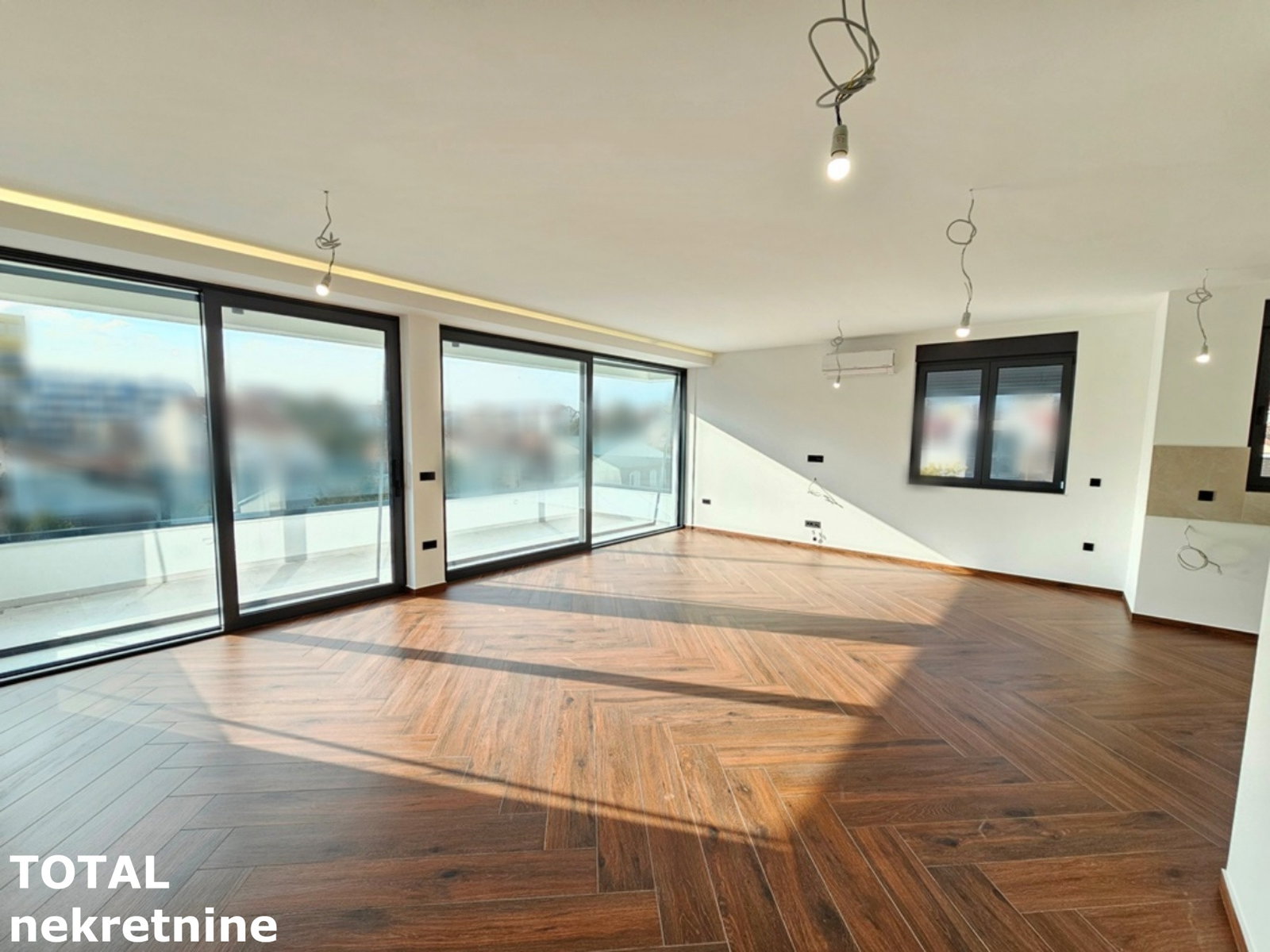 Stan Prodaja Novi Sad Bistrica 165 m2