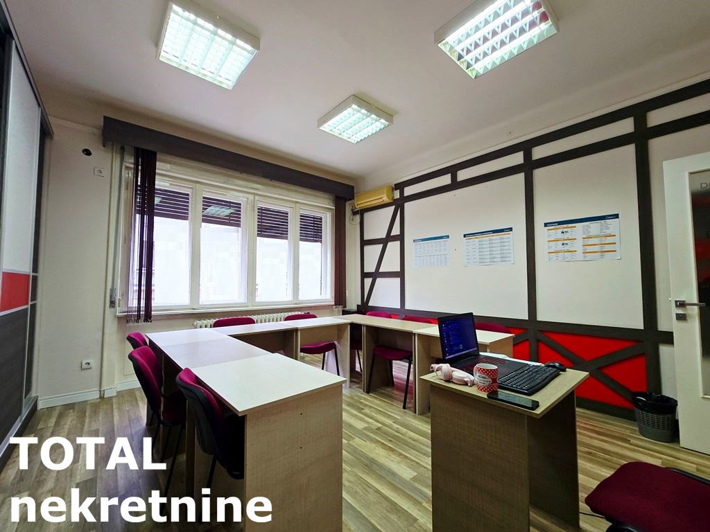stanovi-5-sa-centar-1065008-elczj Petosoban stan na prodaju, Centar, Novi Sad, 155m², 450.000 €