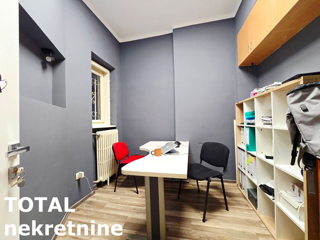 stanovi-5-sa-centar-1065008-nkrue Petosoban stan na prodaju, Centar, Novi Sad, 155m², 450.000 €