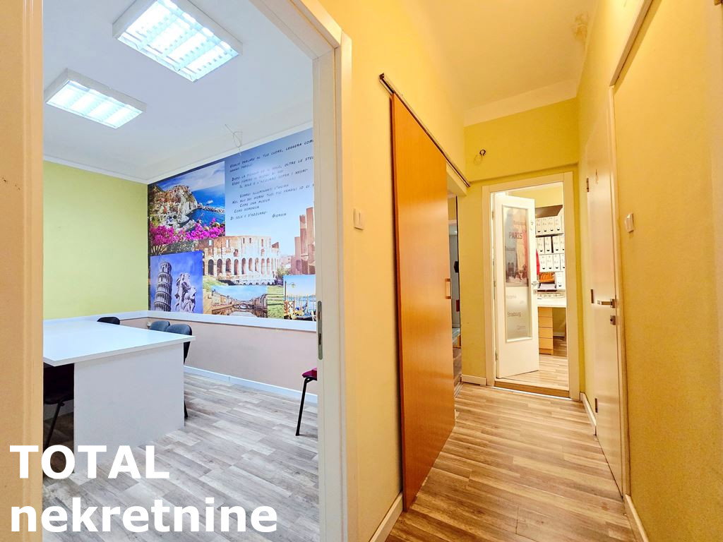 stanovi-5-sa-centar-1065008-zv3l3 Petosoban stan na prodaju, Centar, Novi Sad, 155m², 450.000 €