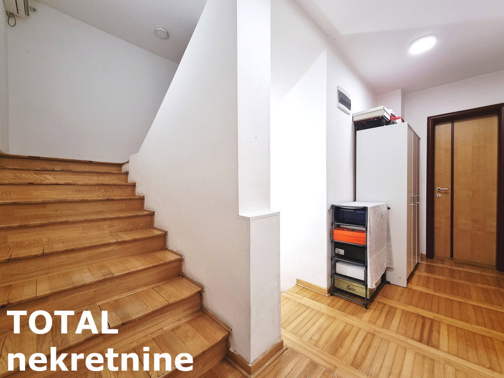 Petosoban stan na prodaju, Nova Detelinara, Novi Sad, 120m², 200.000 €