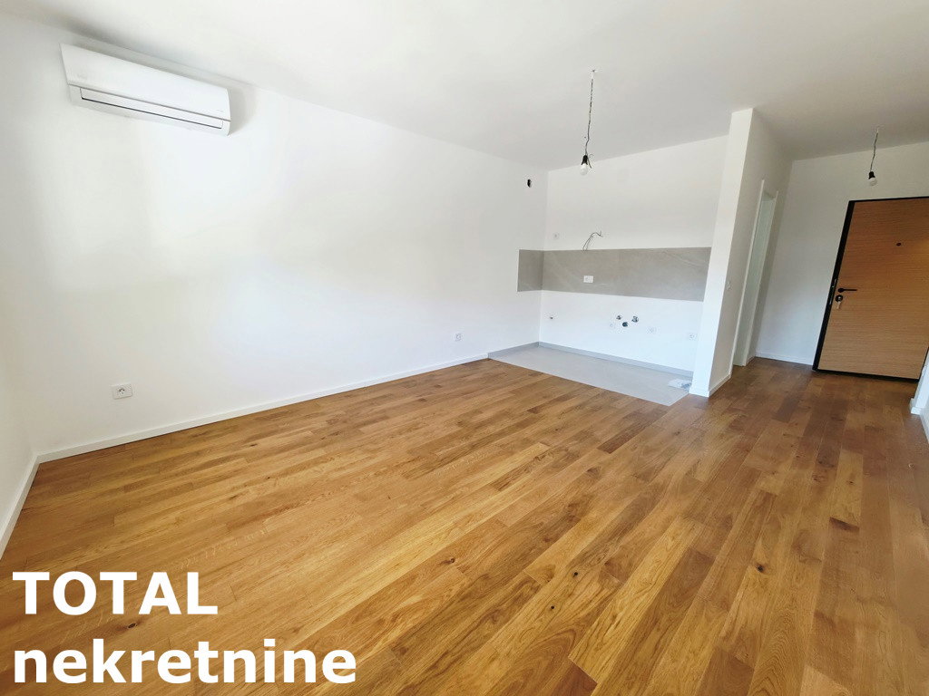 Stan Prodaja Novi Sad  28 m2