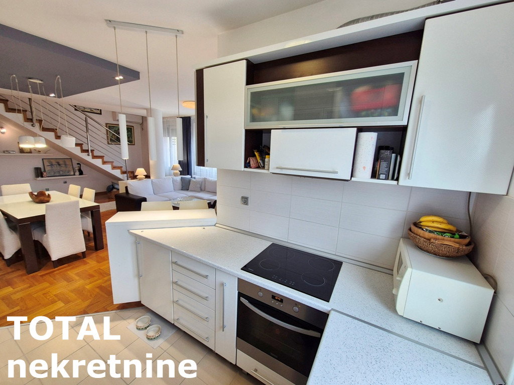 Višesoban stan na prodaju, Centar, Novi Sad, 144m², 432.000 €