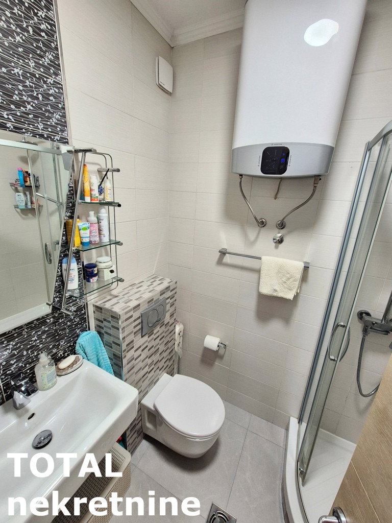 Višesoban stan na prodaju, Centar, Novi Sad, 144m², 432.000 €