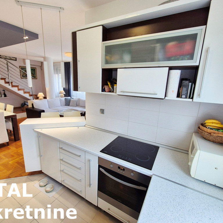 Višesoban stan na prodaju, Centar, Novi Sad, 144m², 432.000 €