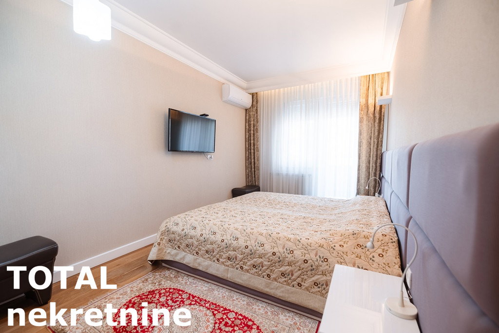 Višesoban stan na prodaju, Bulevar, Novi Sad, 213m², 617.700 €