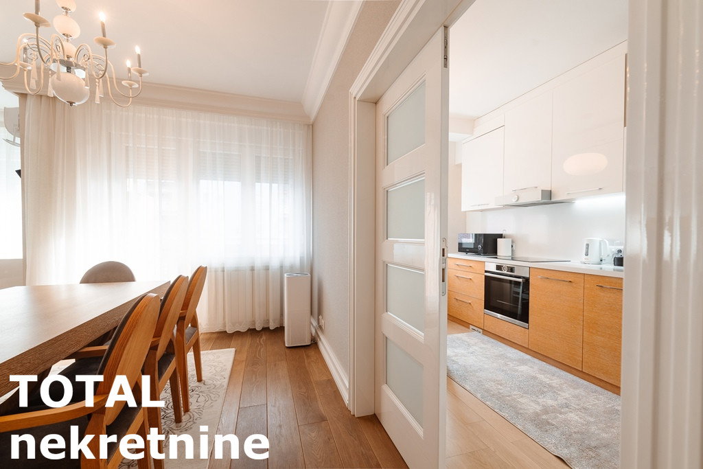 Višesoban stan na prodaju, Bulevar, Novi Sad, 213m², 617.700 €