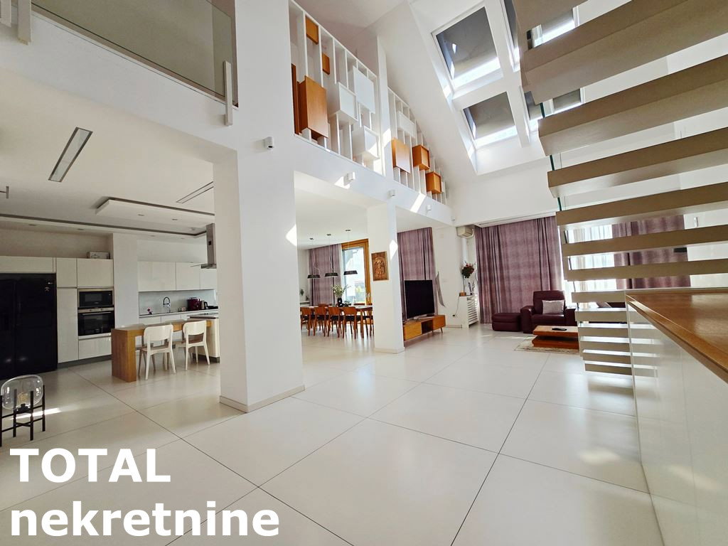 Stan Prodaja Novi Sad  352 m2
