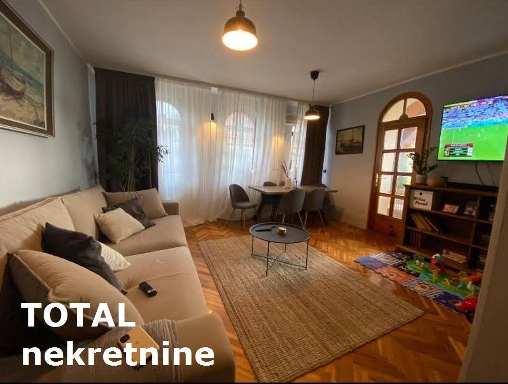 Kuća na prodaju, Bocke, Novi Sad, 312m², 535.600 €