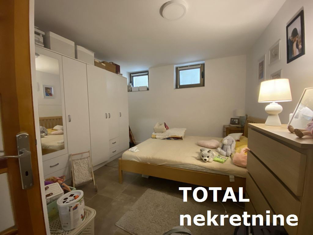 Kuća na prodaju, Bocke, Novi Sad, 312m², 535.600 €
