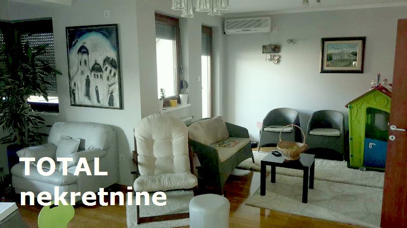 Višesoban stan na prodaju, Sremska Kamenica, Novi Sad, 175m², 226.600 €