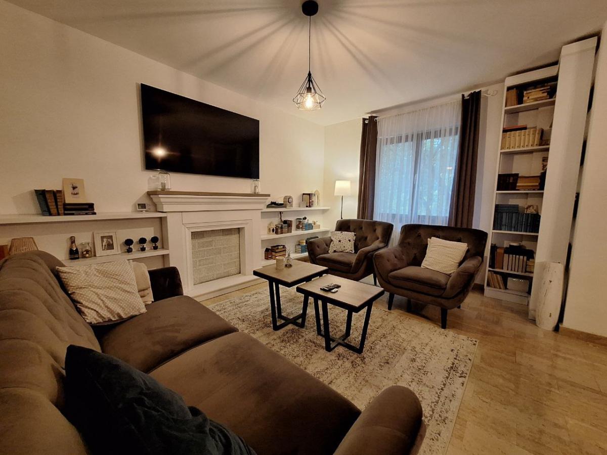 Kuća na prodaju, Centar, Beočin, 254m², 397.000 €