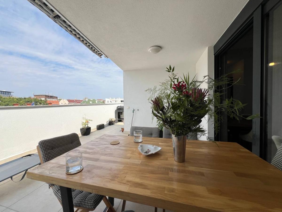 Trosoban stan na prodaju, Centar, Novi Sad, 117m², 375.000 €