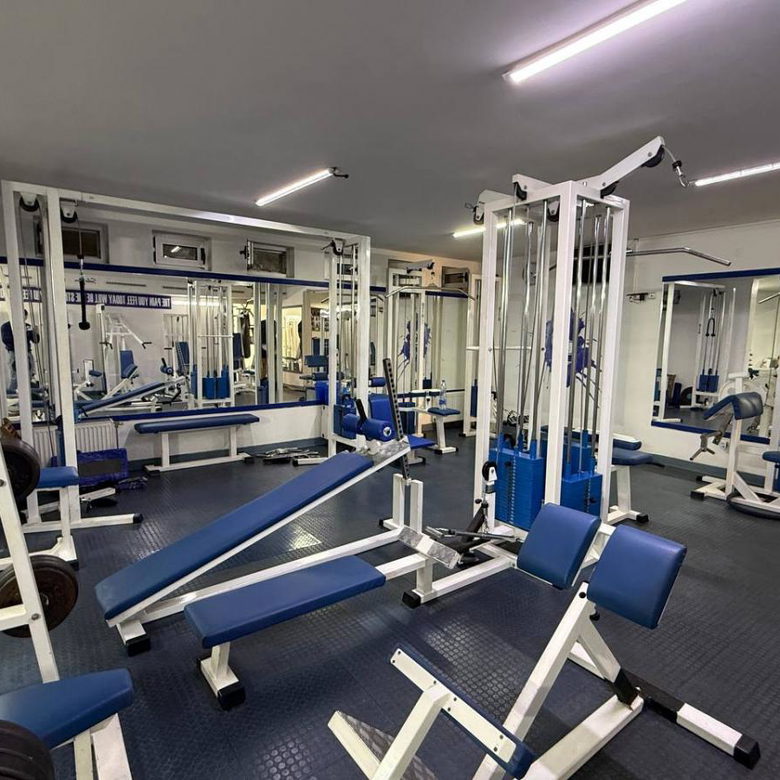 Lokal Izdavanje Novi Sad Socijalno 155 m2