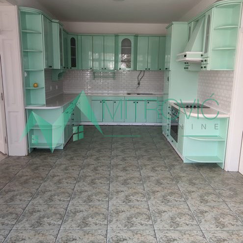 Lokal Prodaja Novi Sad Nova Detelinara 300 m2
